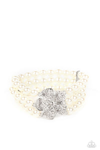 Paparazzi Park Avenue Orchard - White Pearl Bracelet