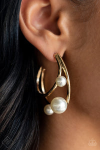 Paparazzi Metro Pier - Gold Hoop Earring