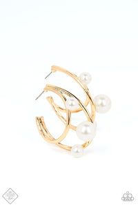 Paparazzi Metro Pier - Gold Hoop Earring