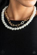 Load image into Gallery viewer, Paparazzi Suburban Yacht Club - Gold Necklace
