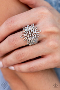 Paparazzi Coastal Chic - Silver Ring