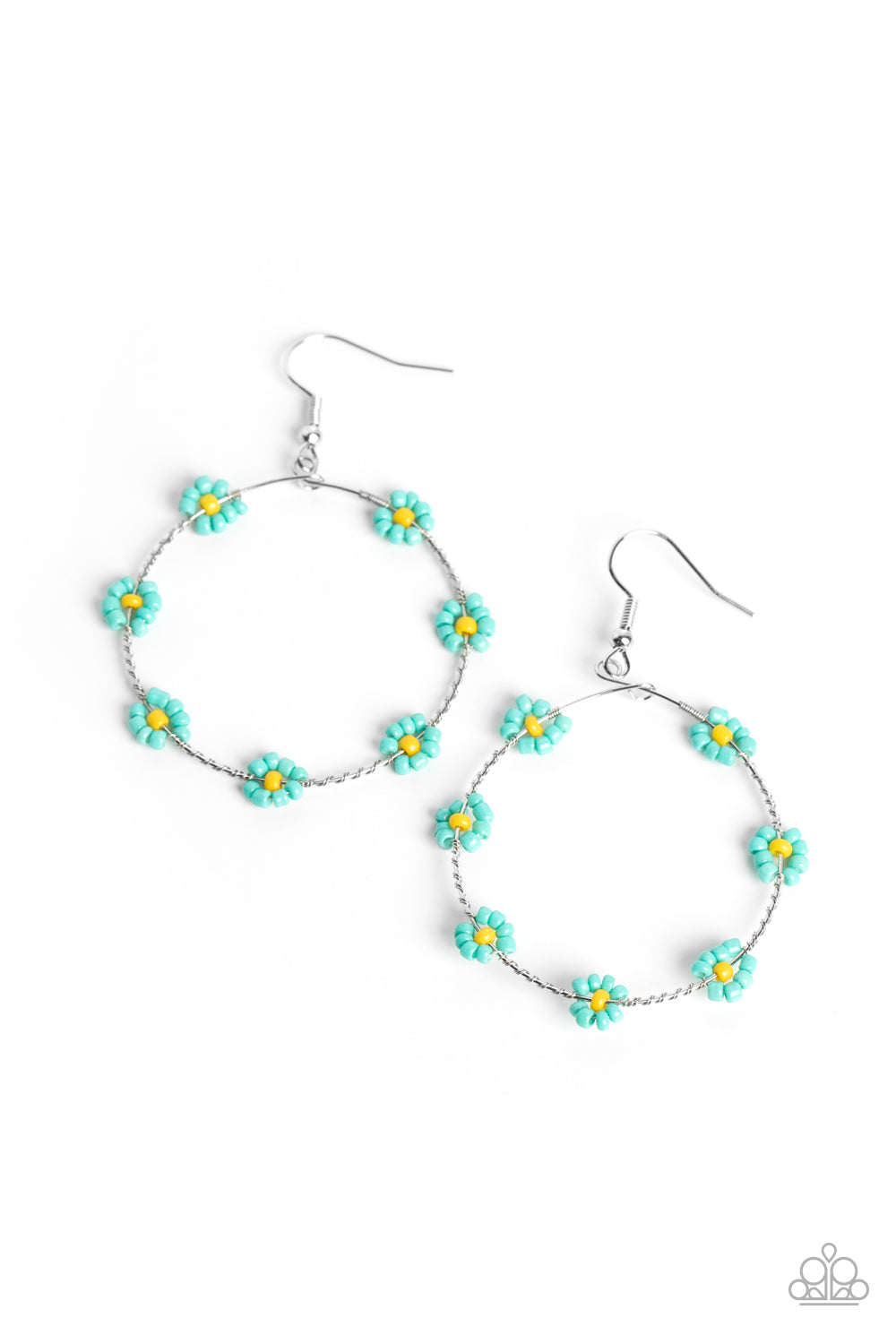 Paparazzi Dainty Daisies - Blue Earring