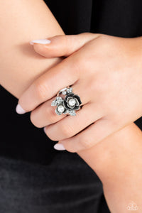 Paparazzi Fine-BLOOMING -Silver Ring