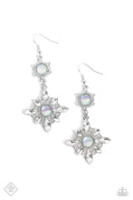 Load image into Gallery viewer, Paparazzi Summer DAZE - Green Earring
