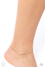 Load image into Gallery viewer, Paparazzi Glistening Gauge - Gold Anklet
