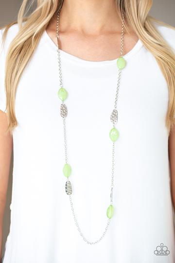 BEACHFRONT BEAUTY - PAPARAZZI - GREEN BEAD SILVER NECKLACE