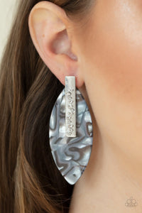 MAVEN MANTRA - MULTI ACRYLIC SILVER EARRINGS - LIFE OF THE PARTY AUGUST 2020 EXCLUSIVE