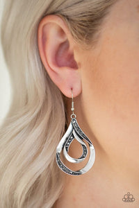 Flavor of the FLEEK - silver - Paparazzi earrings